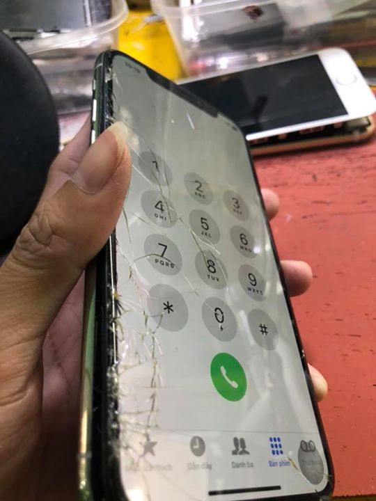 Unlock911 nhận ép kính Iphone X tại 18 Phan Đình Phùng - P...